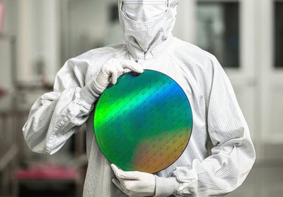硅谷周報 xAI收購X平臺、安卓走向閉源、DeepSeek成AI新標桿與量子計算服務崛起